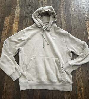 Nike Sportswear Club Fleece Pullover Hoodie Khaki Size S